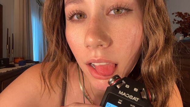 Dakota B ASMR