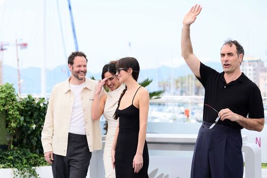 Dakota Johnson