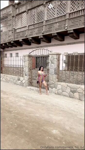 Daniela_hq_14