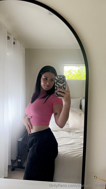 danielle_9398