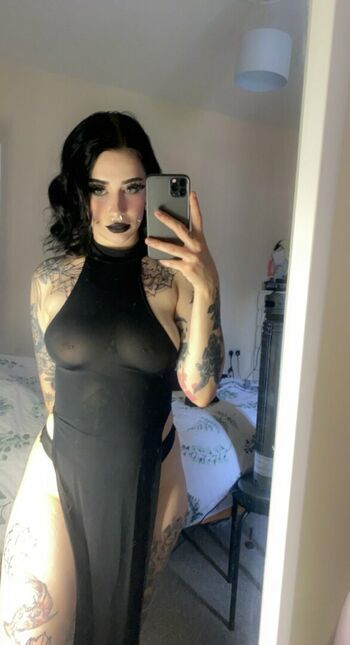 Danni Lee