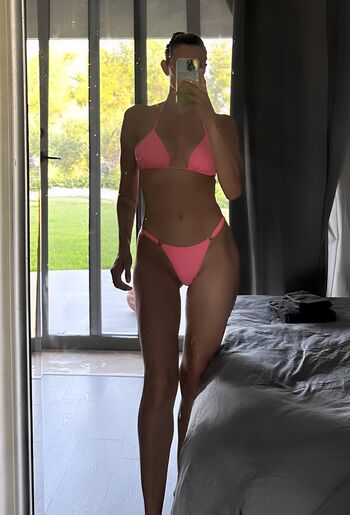 Dayane Mello