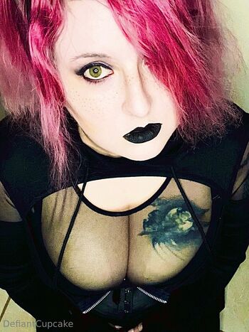 DefiantCupCake
