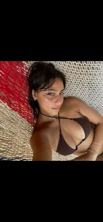 Denna Hadipour