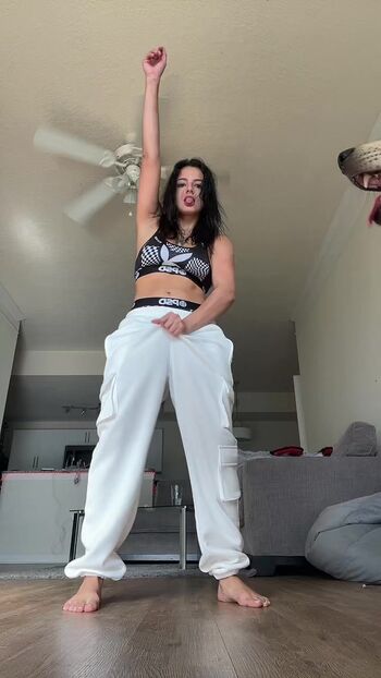 Desi VIP