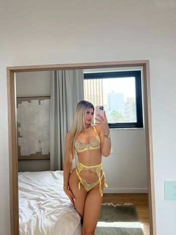 Diskussion: Nicole Dobrikov