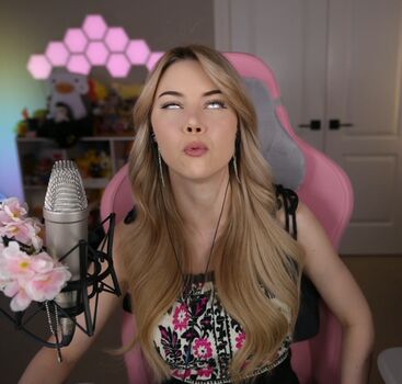 Dizzykitten