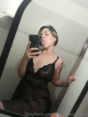 dominatrixlatin