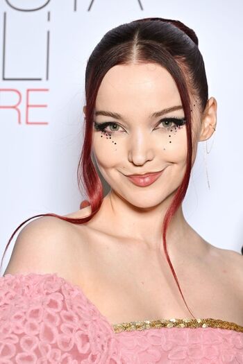 Dove Cameron