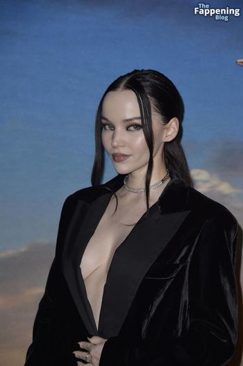 Dove Cameron