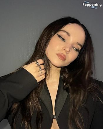 Dove Cameron