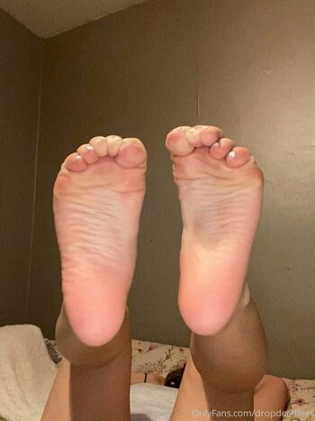 dropdeadfeet