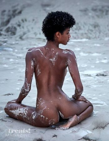 Ebonee Davis