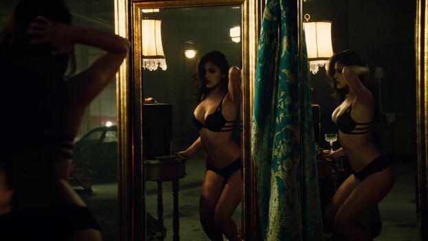 Eiza González