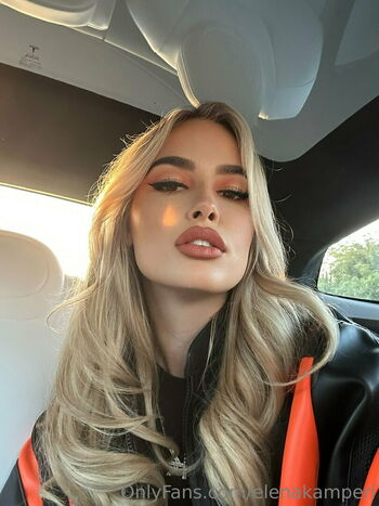 Elena Kamperi