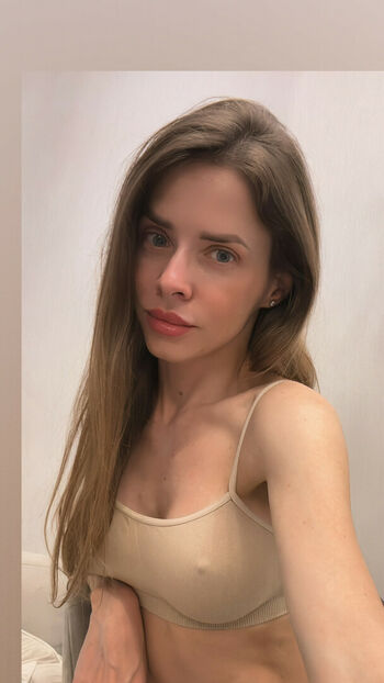 ElenaNaturalBeauty