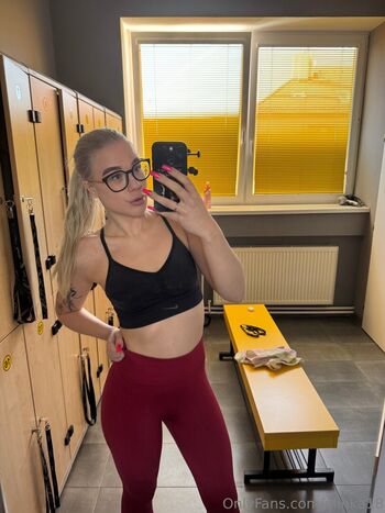 elinka18