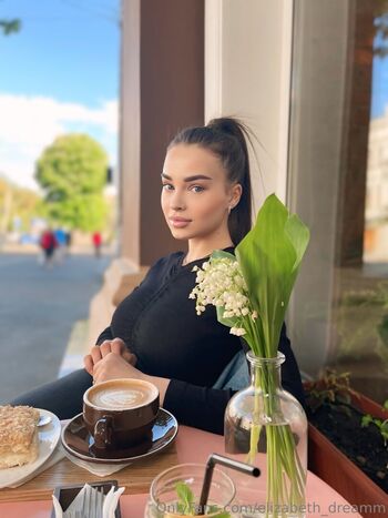 elizabeth_dreamm