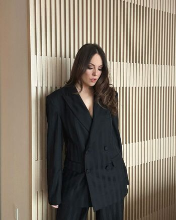 Elizabeth Gillies