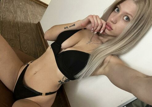 Elizabeth_moon