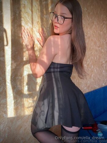 ella_dream
