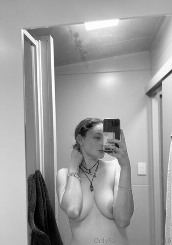 ellarose19
