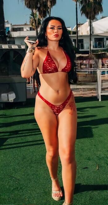 Elley Davies