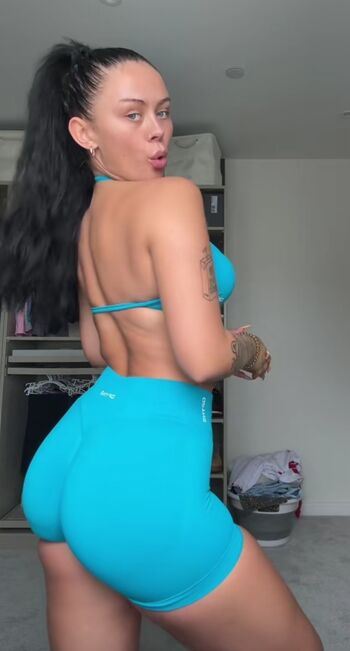 Elley Davies