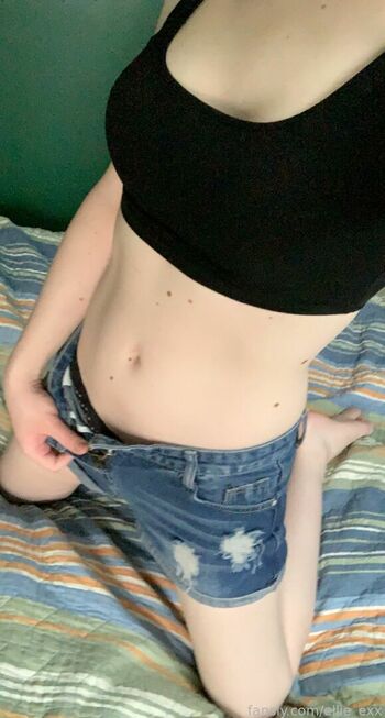 ellie_exx