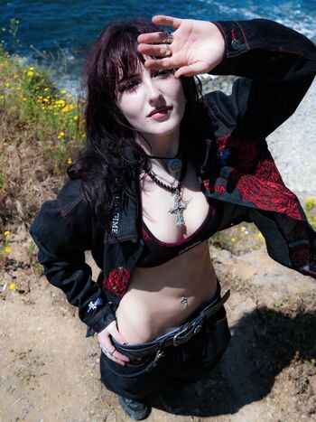 Elliemoore
