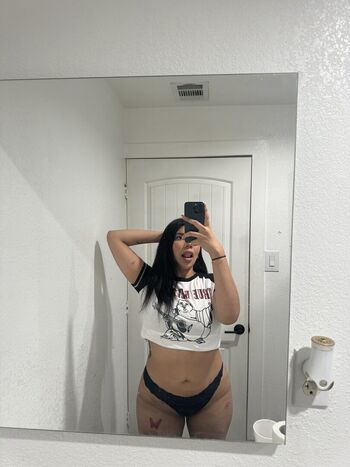 elliexxxlove
