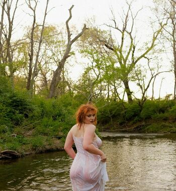 Eloise Hoochie.Coochi