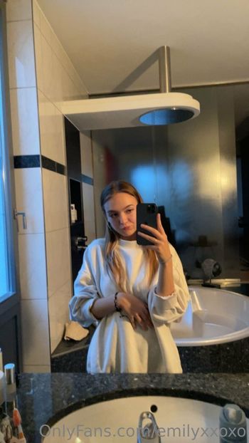 emilyxxoxo