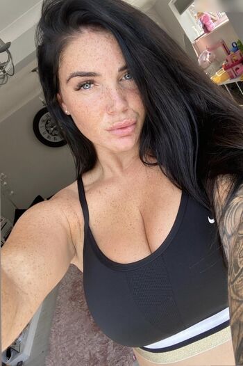 Emma Leigh