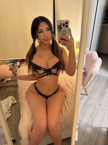Emma Lvxx