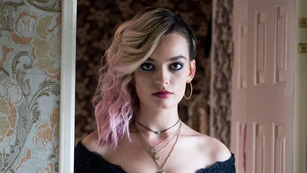 Emma Mackey