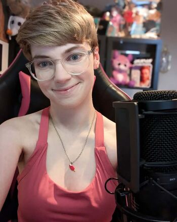 Emma Thorne