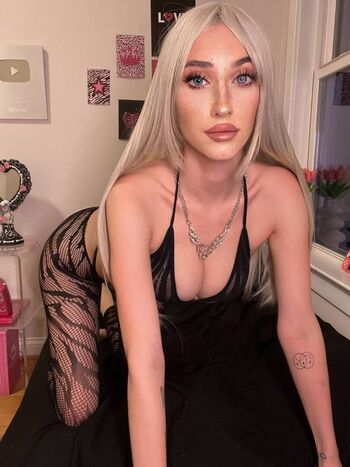 emmahircine