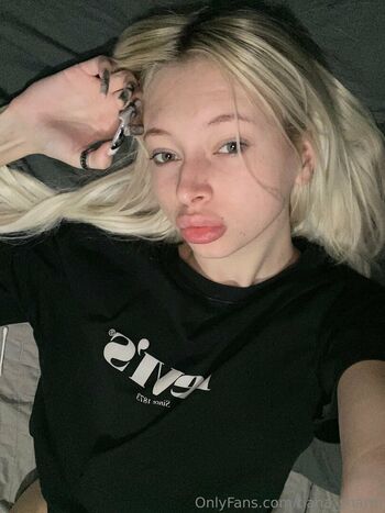 empress_tiana