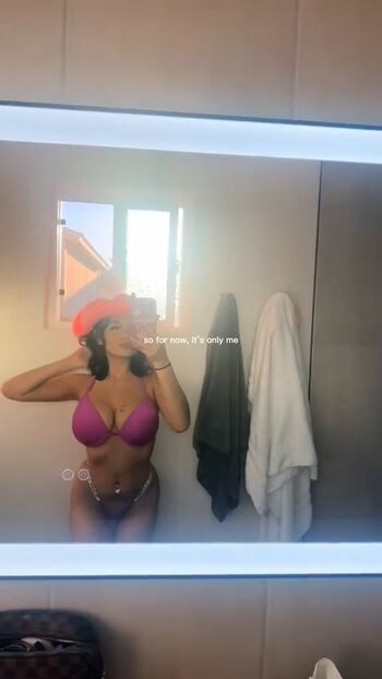 Erika M Diaz
