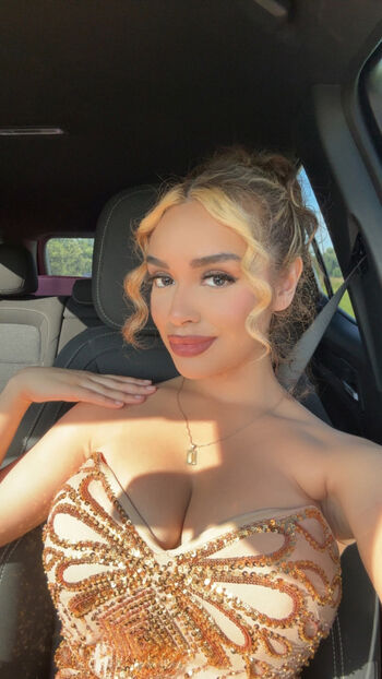Erika M Diaz