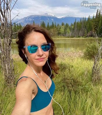 Erin Karpluk