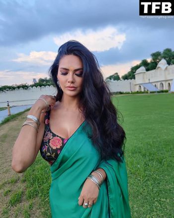 Esha Gupta