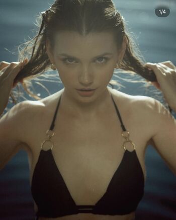 Eva Bloss