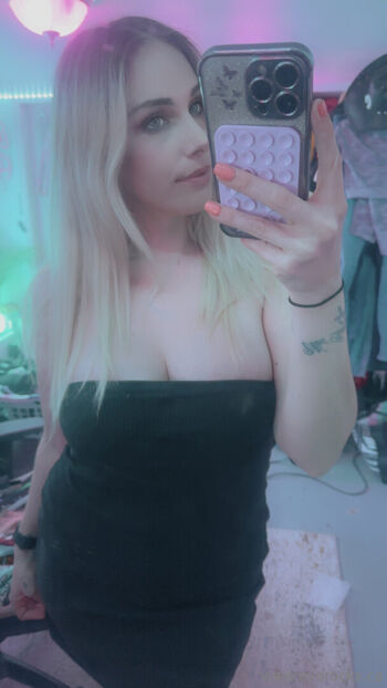 eva_rocksttv