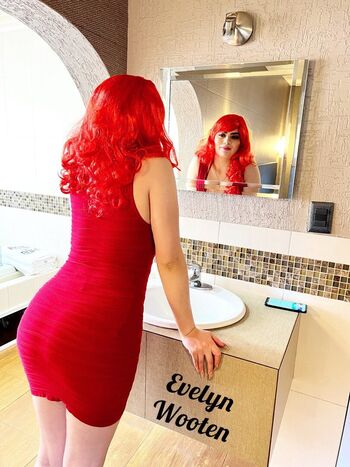 Evelyn Woote
