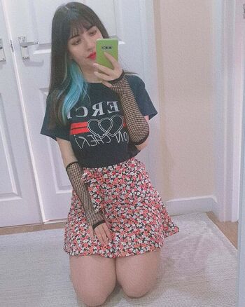Ezbae