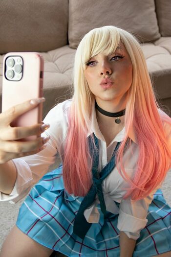 Ezy Summers Cosplay