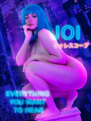 Ezy Summers Cosplay