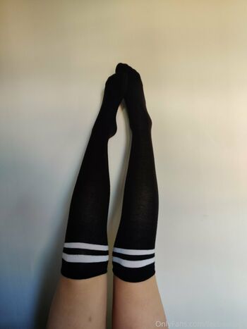 feet-amana